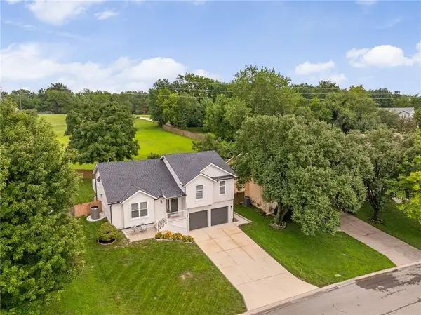 5109 Rosehill Road, Shawnee, KS 66216