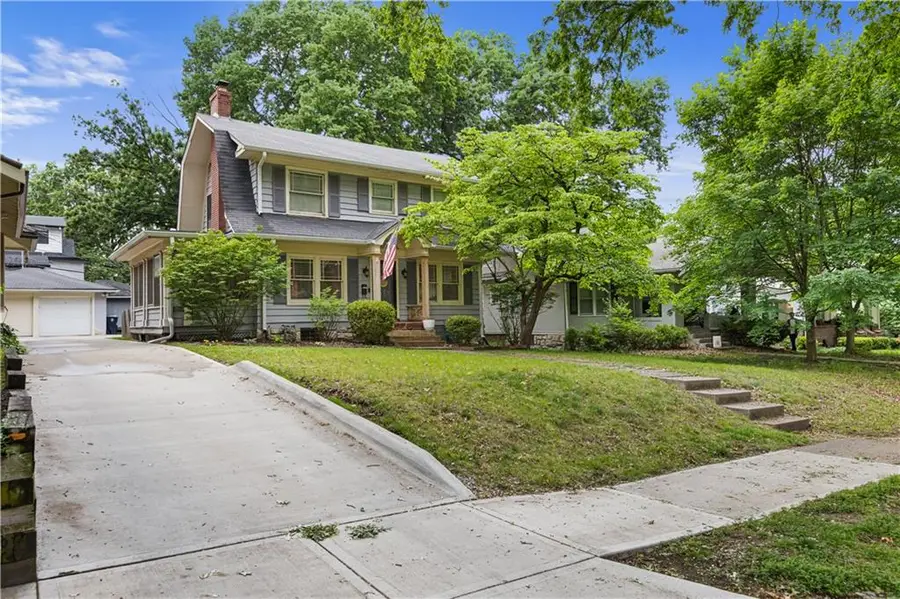 5836 Oak Street, Kansas City, MO 64113 - #2