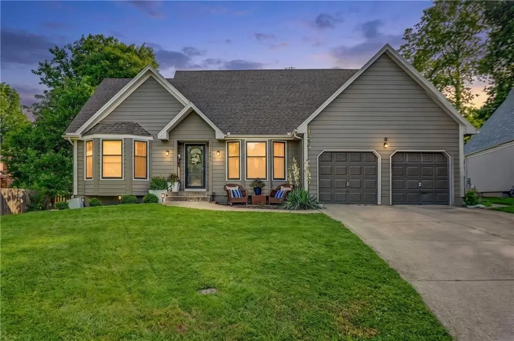 1400 SE 6th Place, Lees Summit, MO 64063 - #1