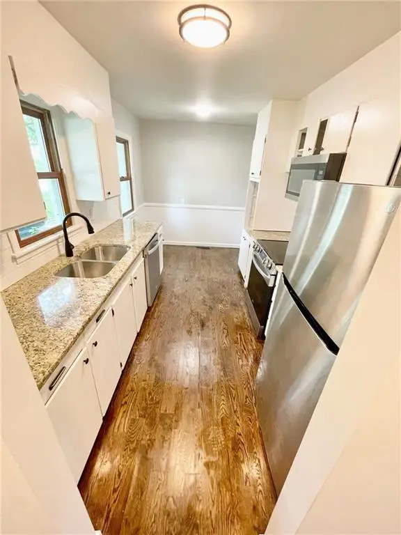 9015 Washington Street, Kansas City, MO 64114 - #2