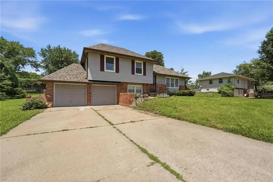 7816 Orville Avenue, Kansas City, KS 66112 - #2
