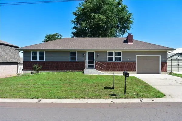329 W Slater Street, Marshall, MO 65340
