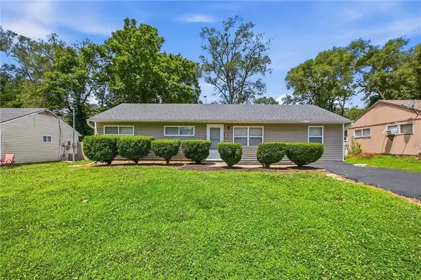 11410 Crystal Street, Kansas City, MO 64134