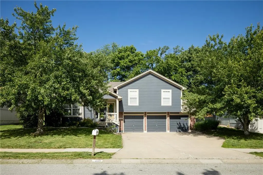 1127 SE Eastridge Drive, Blue Springs, MO 64014 - #1