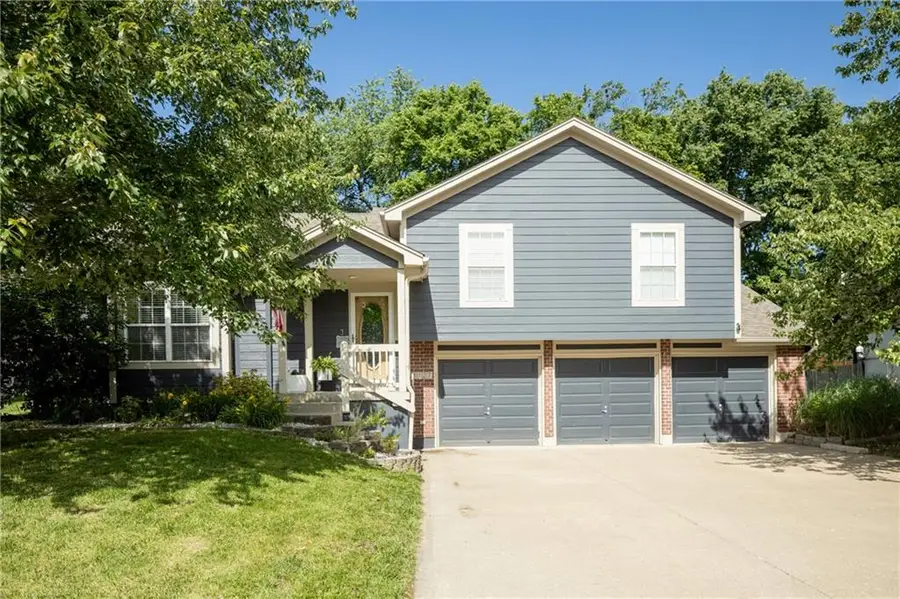 1127 SE Eastridge Drive, Blue Springs, MO 64014 - #2