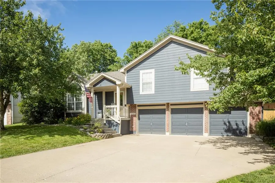 1127 SE Eastridge Drive, Blue Springs, MO 64014 - #3