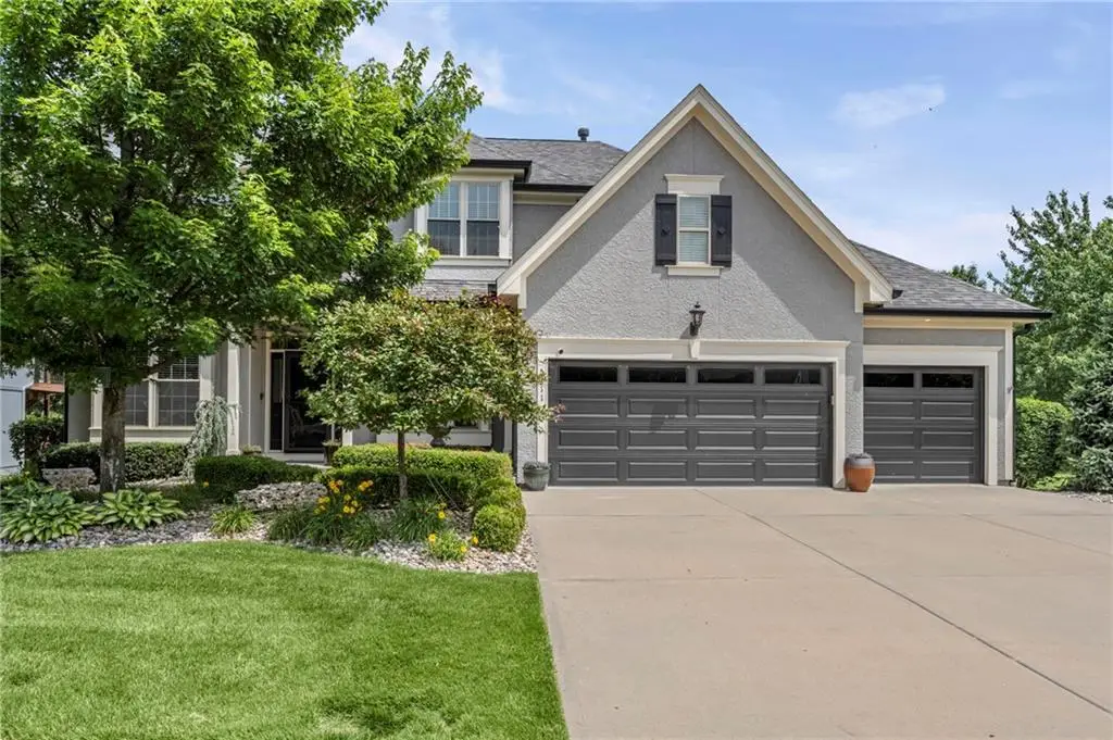 5211 Kenton Street, Shawnee, KS 66226 - #1