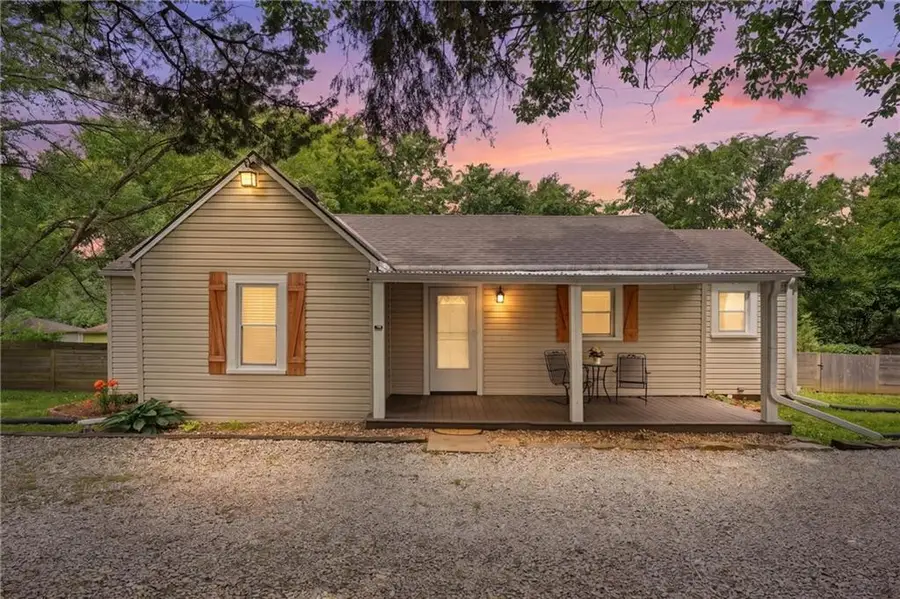301 SE Moreland School Road, Blue Springs, MO 64014 - #2