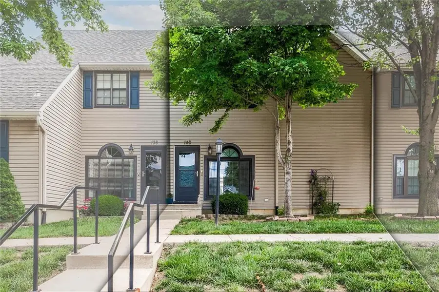 140 Stonebridge Lane, Smithville, MO 64089 - #2