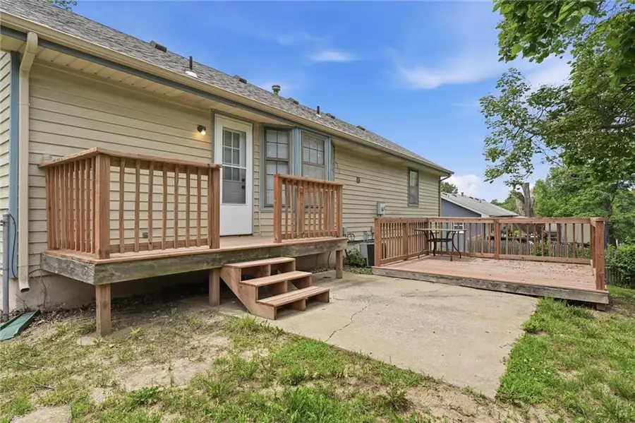 205 SE Moreland School Road, Blue Springs, MO 64014 - #3