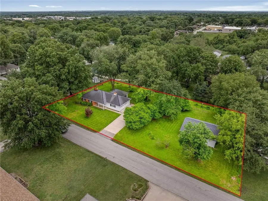 12501 E 42nd Street S, Independence, MO 64055 - #2