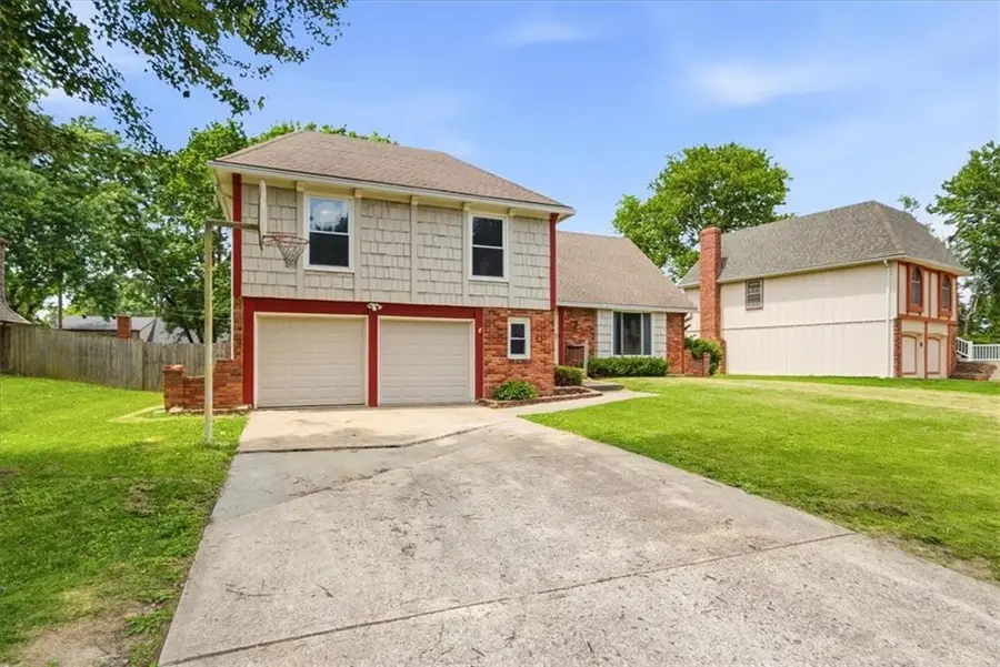 9726 Winslow Place, Kansas City, MO 64131 - #3