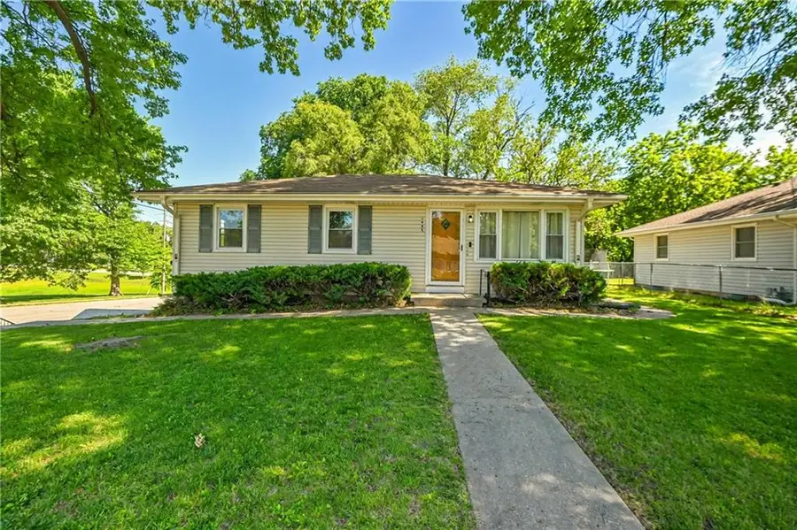 1946 Cherokee Street, Leavenworth, KS 66048 - #2