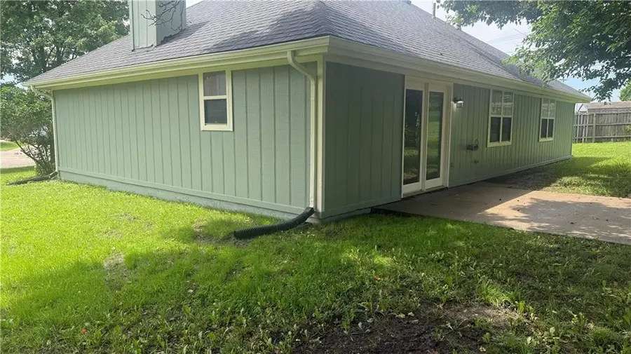 901 Coventry Court, Warrensburg, MO 64093 - #2