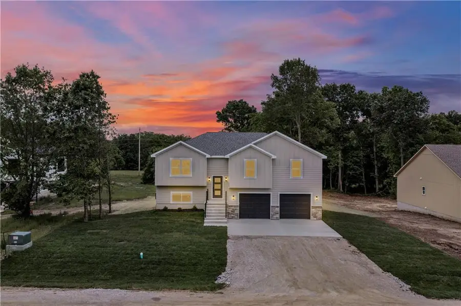 303 NE 51st Road, Warrensburg, MO 64093 - #2