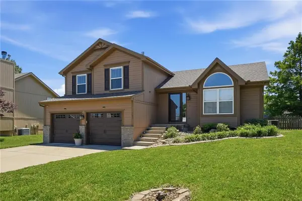 8001 NE 107th Street, Kansas City, MO 64157