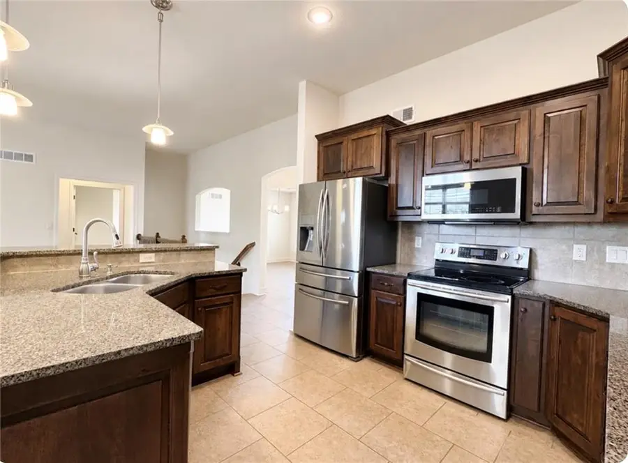 3109 N 109th Terrace, Kansas City, KS 66109 - #3