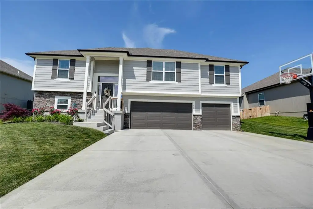 4609 2nd Drive, Blue Springs, MO 64014 - #1