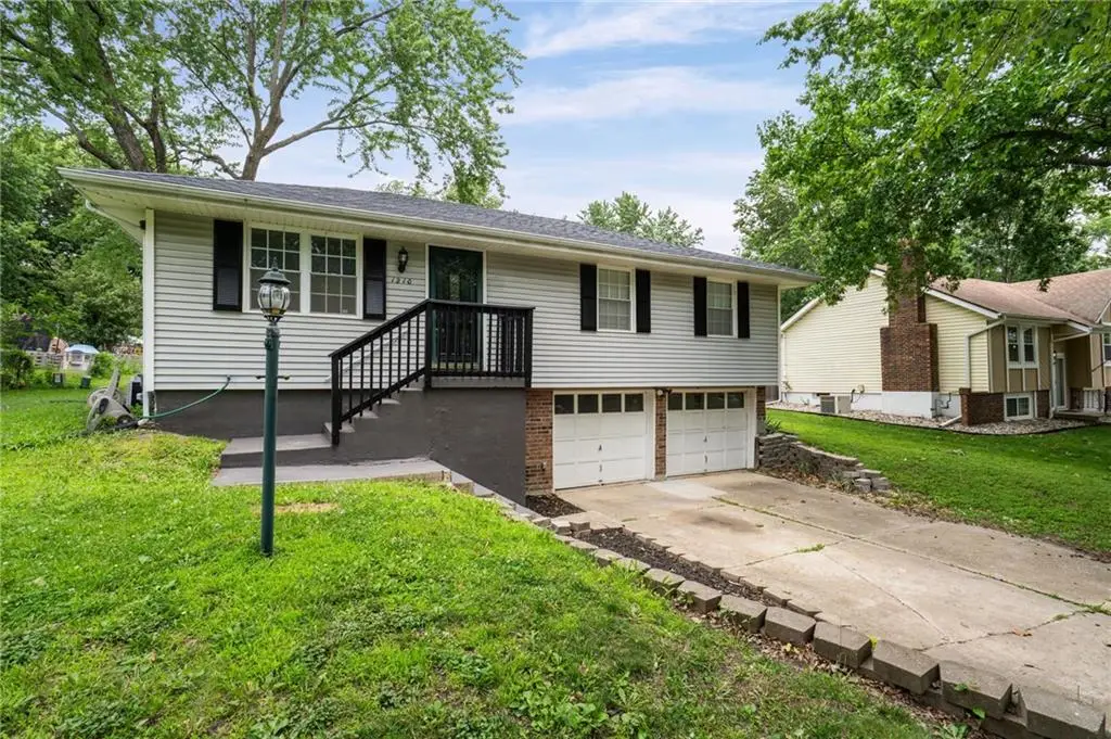 1210 SE 5th Street, Lees Summit, MO 64063 - #1
