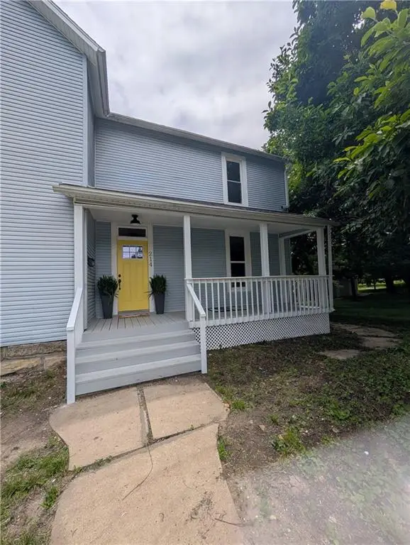 214 Bell Avenue N, Marshall, MO 65340 - #3