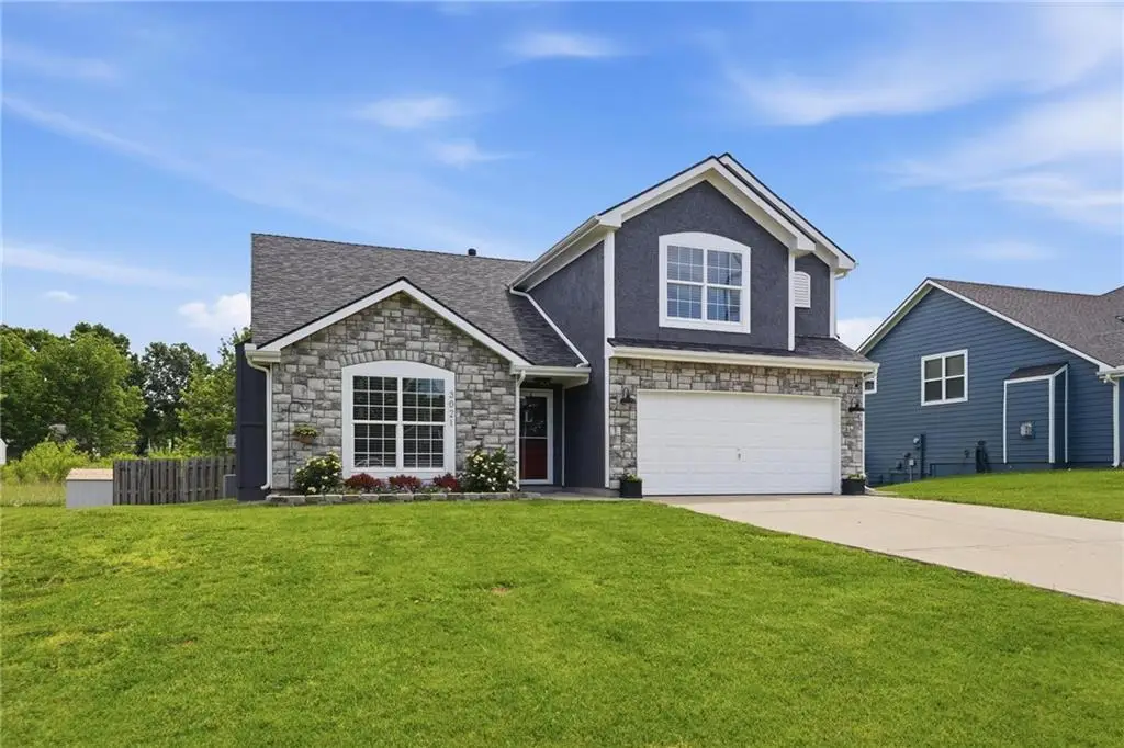 3021 N 157th Street, Basehor, KS 66007 - #1