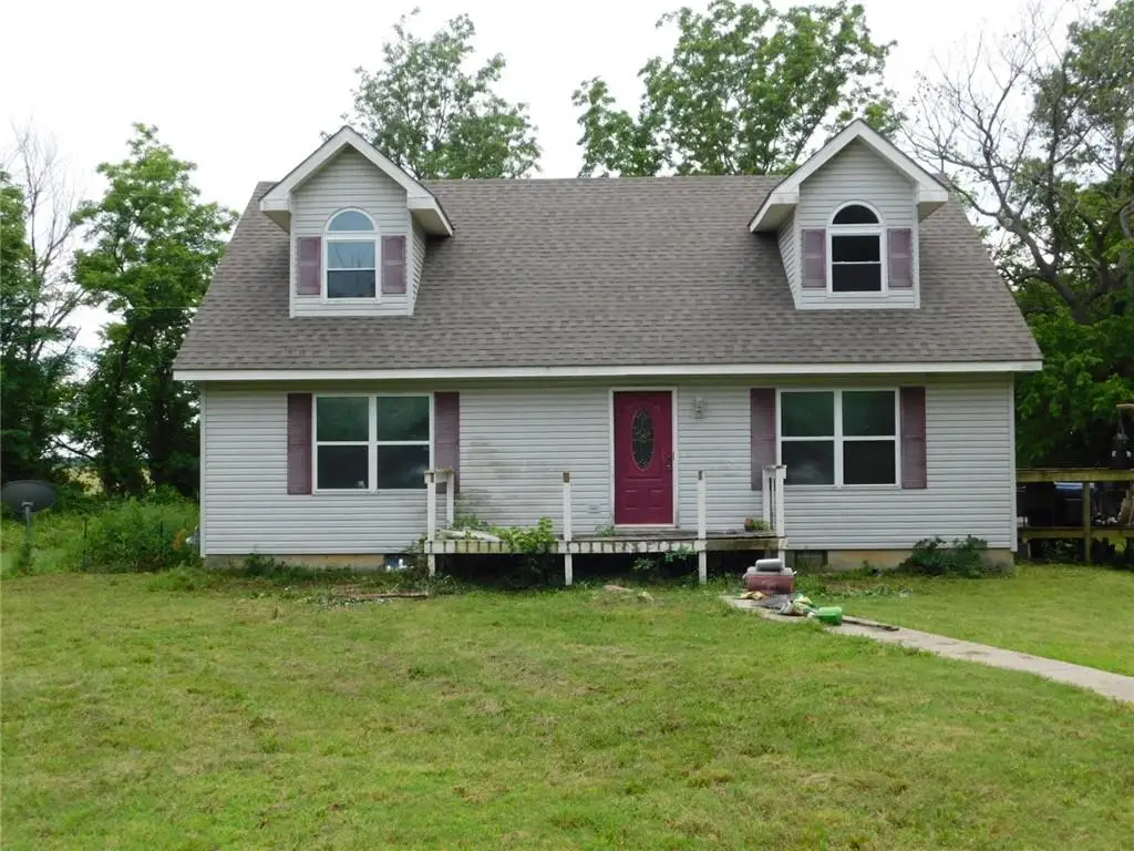 909 7th Street, McCune, KS 66753 - #1