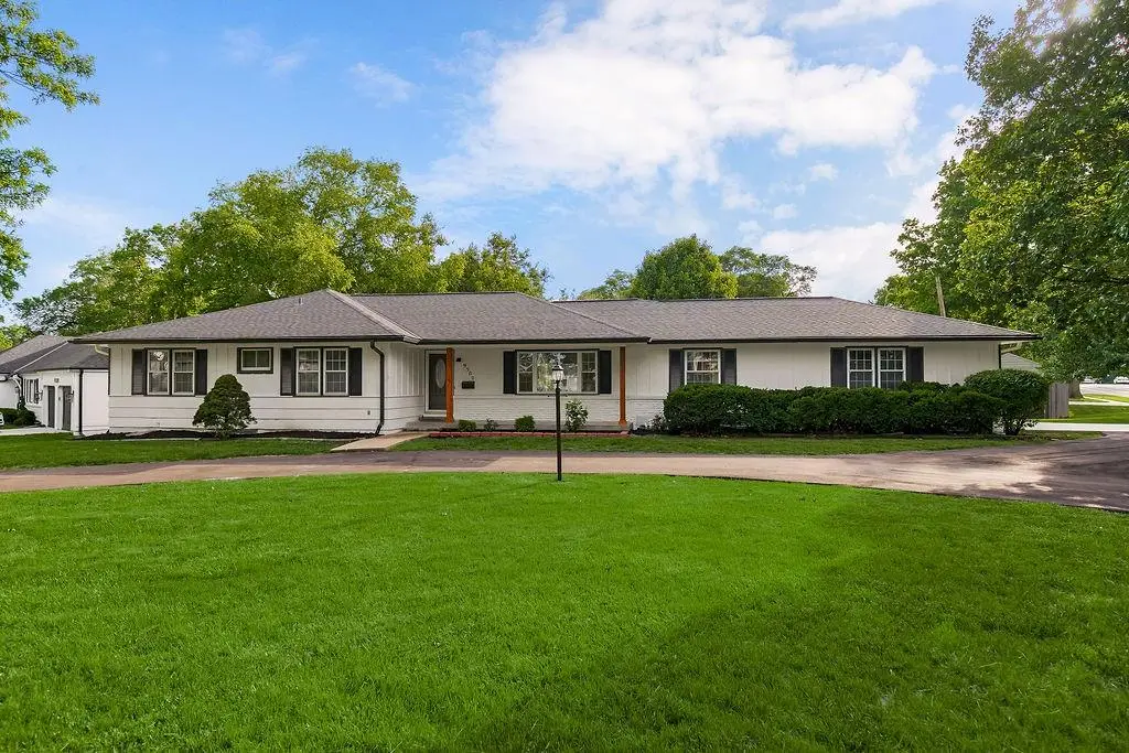 9500 Buena Vista Street, Overland Park, KS 66207 - #1