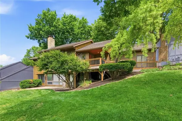 8236 Park Street, Lenexa, KS 66215
