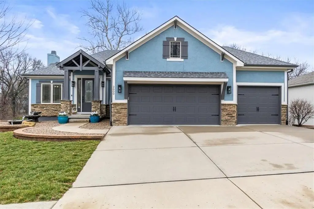 2600 SE Creek Ridge Court, Blue Springs, MO 64014 - #1