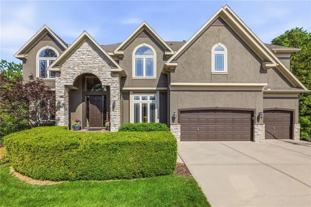 21020 W 81st Place, Lenexa, KS 66220 - #1