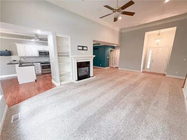 134 SW Robert Younger Drive, Lee's Summit, MO 64082