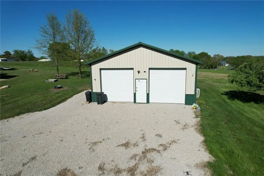 103 Gulfstream Drive, Gallatin, MO 64640 - #2
