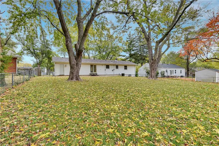 13714 Cypress Avenue, Grandview, MO 64030 - #3