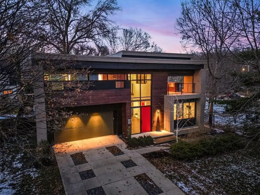 3906 W 69th Street, Prairie Village, KS 66208 - #2