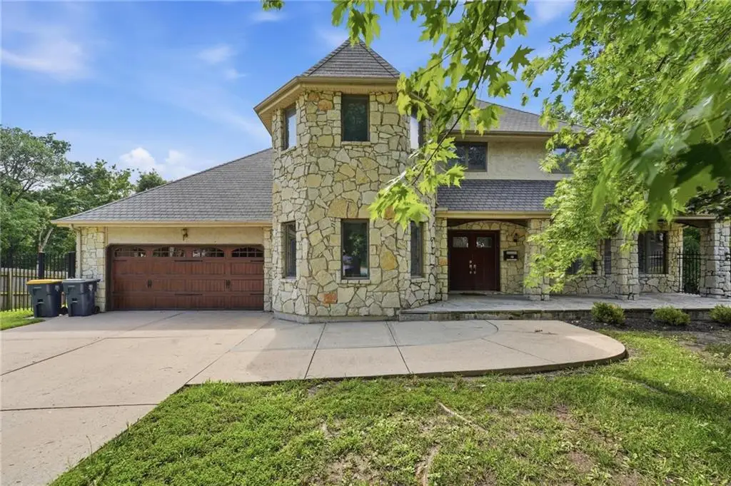 604 NW 64th Street, Kansas City, MO 64118 - #1