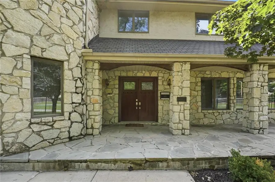 604 NW 64th Street, Kansas City, MO 64118 - #3