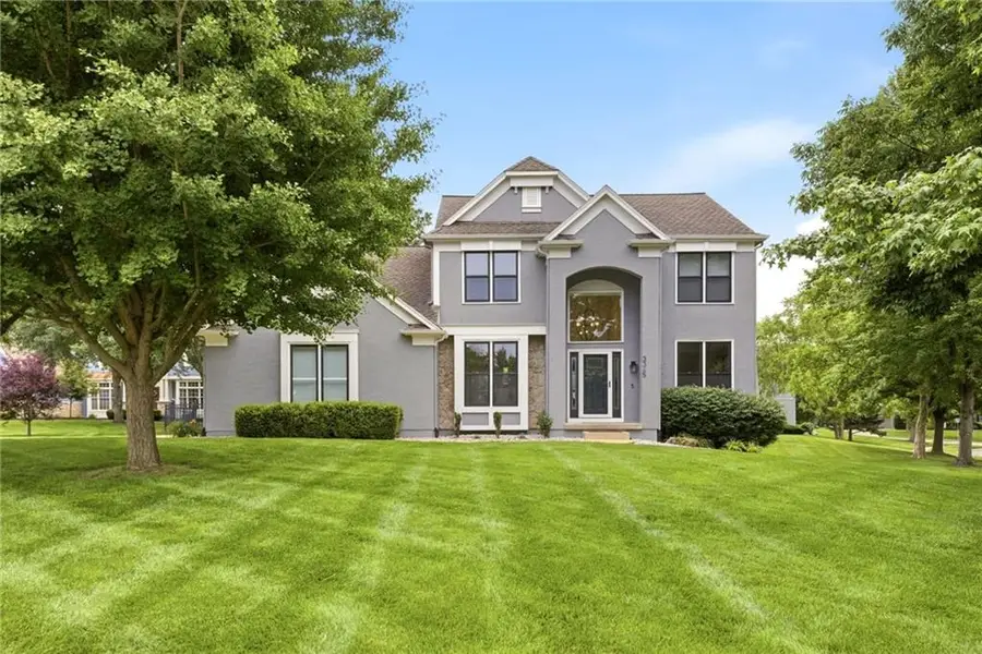 3345 W 143rd Terrace, Leawood, KS 66224 - #2
