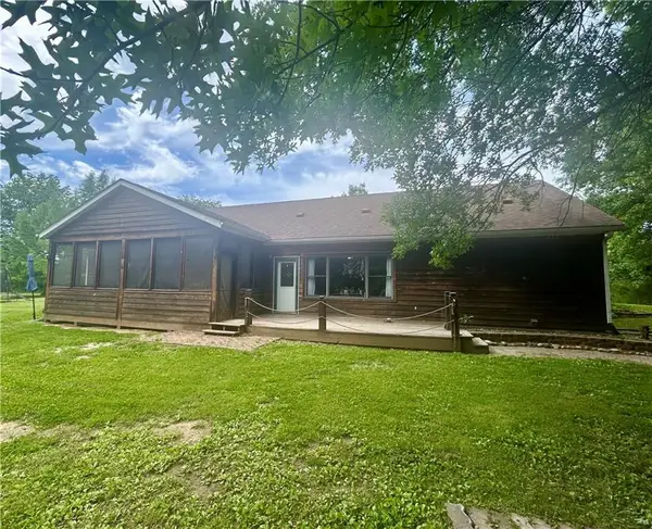25309 E 317th Terrace, Harrisonville, MO 64701