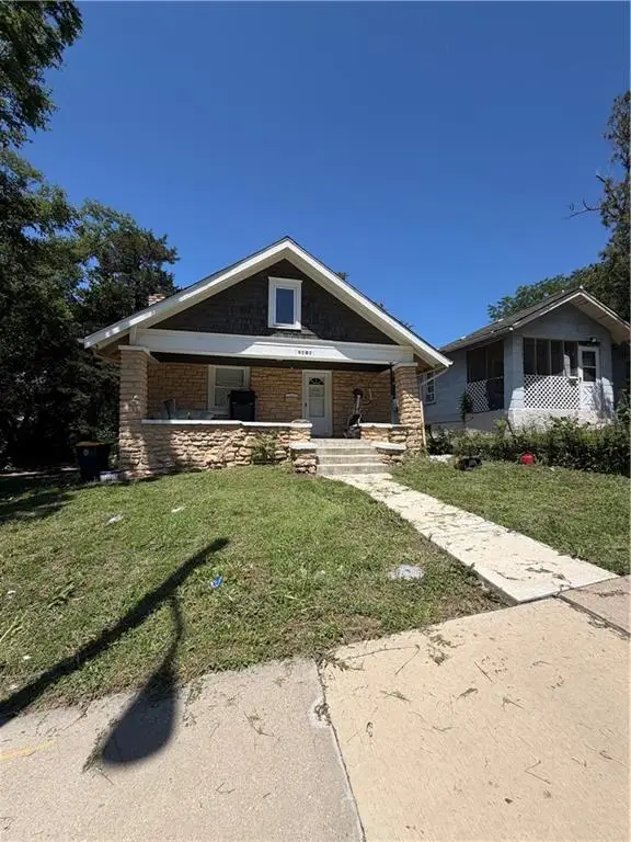 3416 E 58th Terrace, Kansas City, MO 64132 - #1
