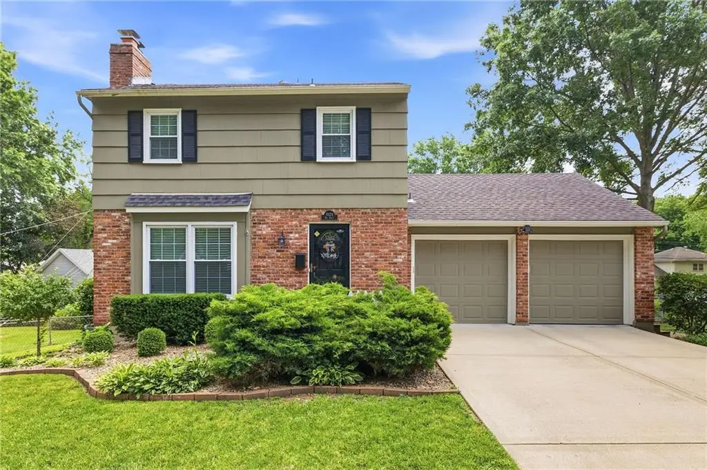 9529 Eby Street, Overland Park, KS 66212 - #1