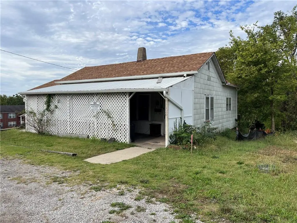 120 N Main Street, Warrensburg, MO 64093 - #1