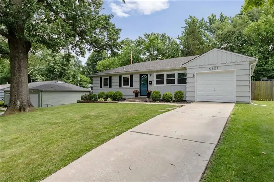 5801 W 81st Street, Prairie Village, KS 66208 - #2