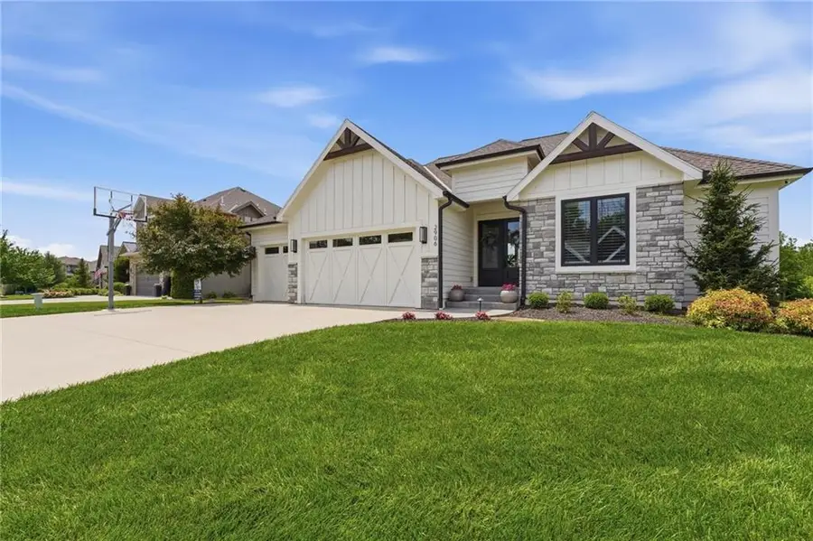 2906 SW Arthur Drive, Lees Summit, MO 64082 - #2