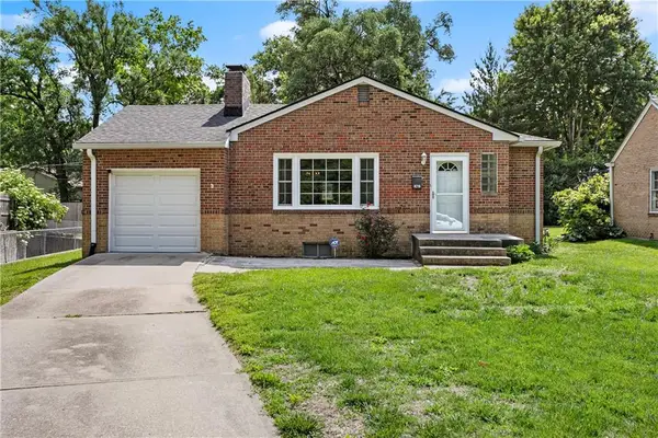 8219 Mercier Street, Kansas City, MO 64114