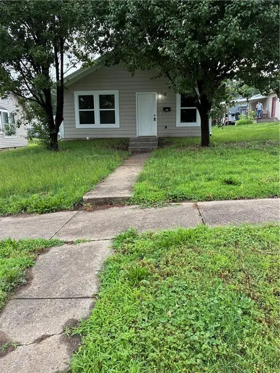 325 W Market Street, Warrensburg, MO 64093 - #2