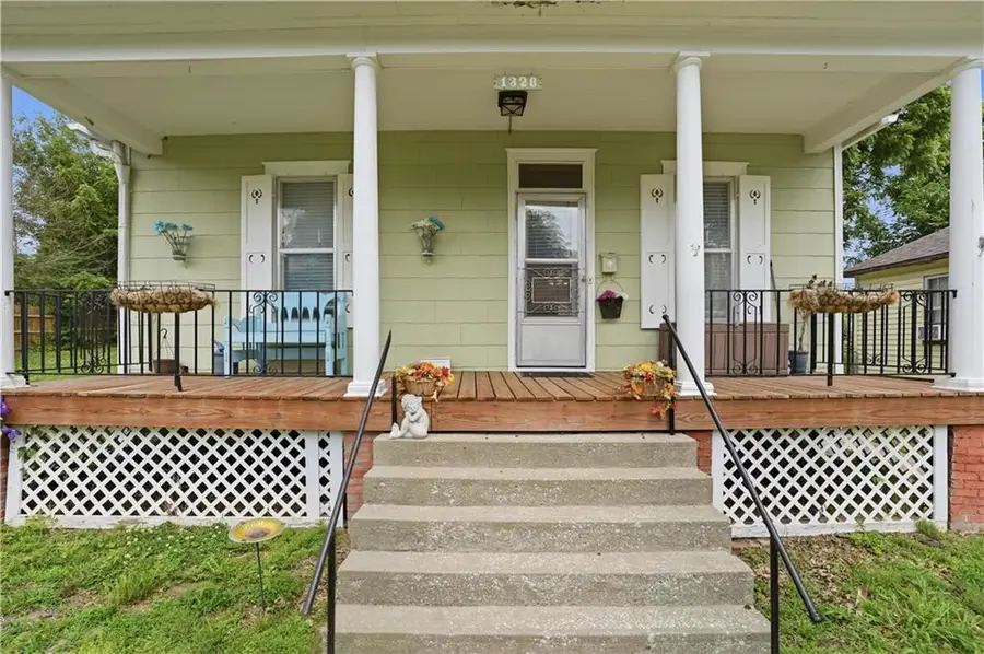1328 Spruce Street, Leavenworth, KS 66048 - #2