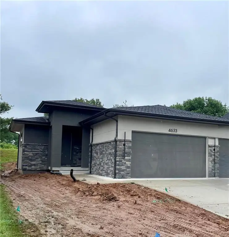 4633 NE Fairway Homes Drive, Lees Summit, MO 64064 - #1