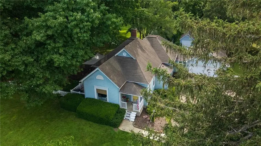 2304 Maple Avenue, Leavenworth, KS 66048 - #3