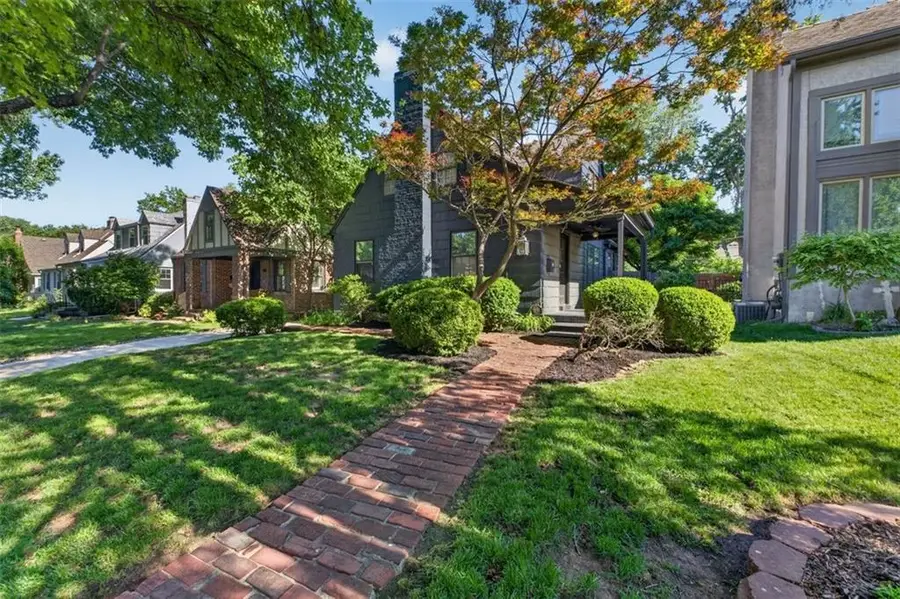 2112 W 48th Terrace, Westwood Hills, KS 66205 - #3