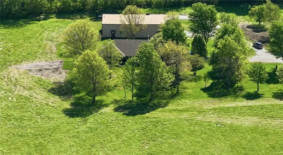 28005 S Belle Plain Road, Harrisonville, MO 64701 - #2